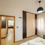 아파트 Tirent - Spacious 2-bedroom Near Liqeni I Thate *