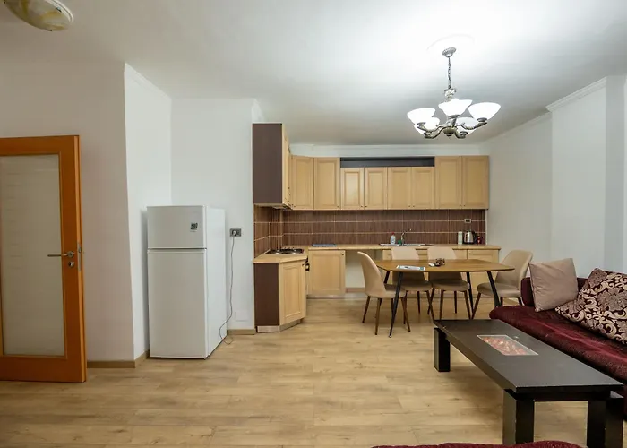 דירה Tirent - Spacious 2-bedroom Near Liqeni I Thate *