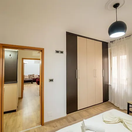 Lägenhet Tirent - Spacious 2-bedroom Near Liqeni I Thate *