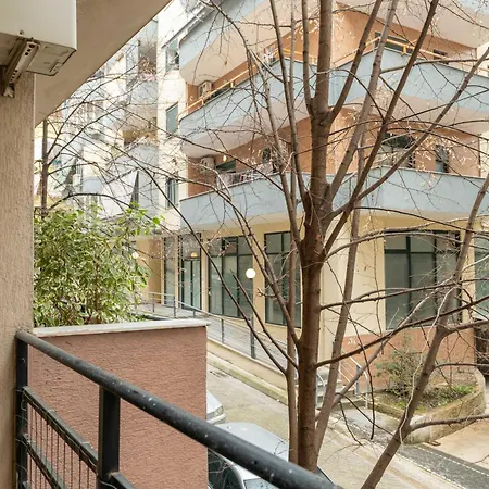 Tirent - Spacious 2-bedroom Near Liqeni I Thate *