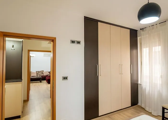 아파트 Tirent - Spacious 2-bedroom Near Liqeni I Thate *